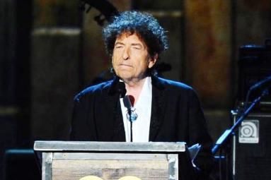 Bob Dylan not to attend Nobel ceremony!