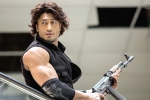 Commando 2 Movie Review and Rating, Esha Gupta, commando 2 movie review, Vidyut jamwal