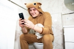 Phone Usage on Toilet research, Phone Usage on Toilet disadvantages, using your phone on the toilet will invite a painful disease, Robot