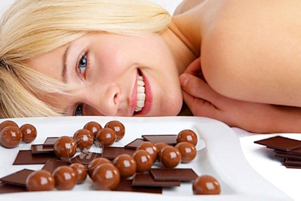 DIY chocolate facial at home},{DIY chocolate facial at home