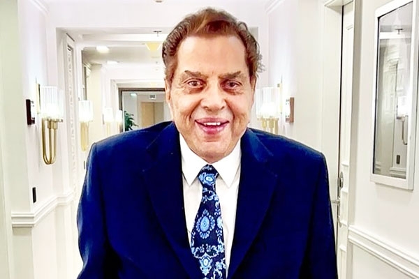 Dharmendra Discharged: In Recovery Mode Dharmendra Discharged: In Recovery Mode